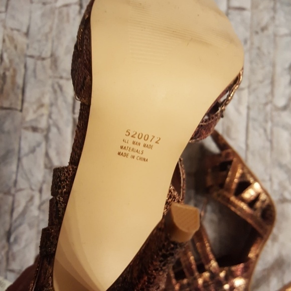 Chi  by Falchi gold / bronze heels - Picture 6 of 8